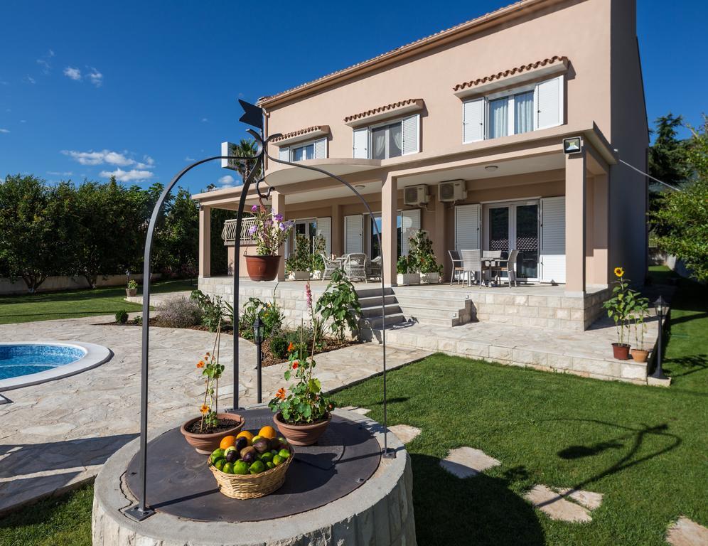 Apartments Raskovic Radanovići Esterno foto
