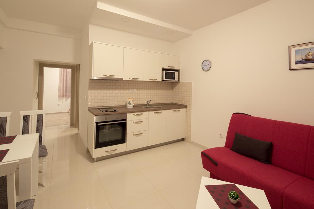 Apartments Raskovic Radanovići Esterno foto