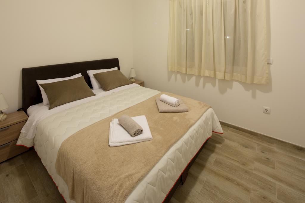 Apartments Raskovic Radanovići Esterno foto