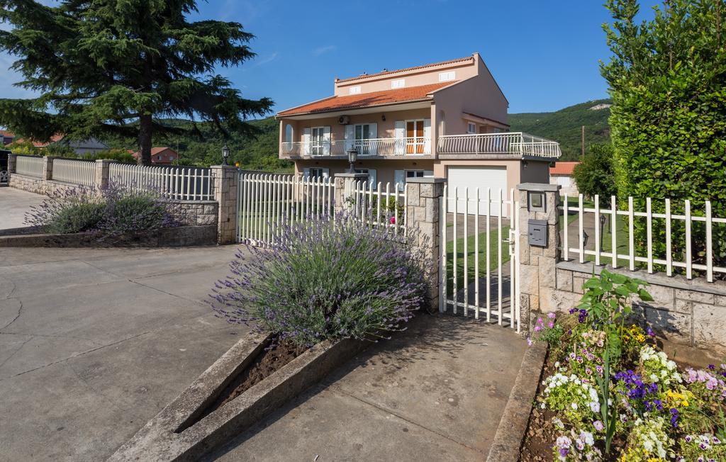 Apartments Raskovic Radanovići Esterno foto