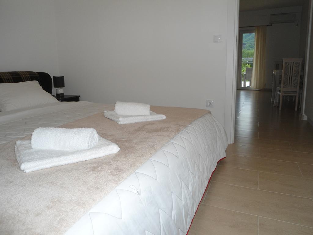 Apartments Raskovic Radanovići Esterno foto