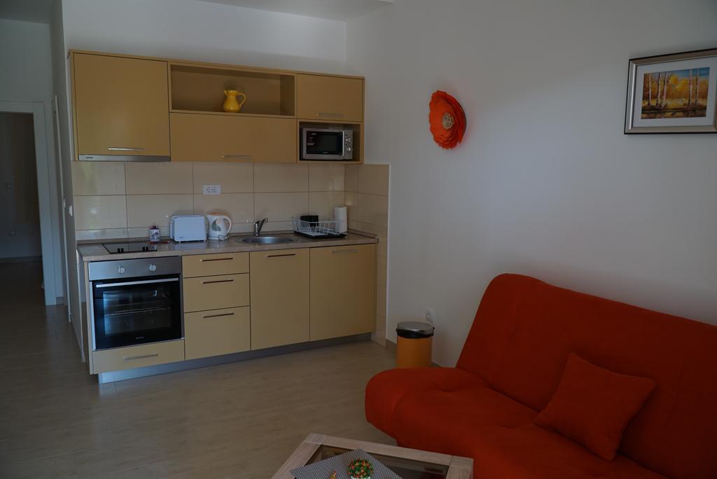 Apartments Raskovic Radanovići Esterno foto