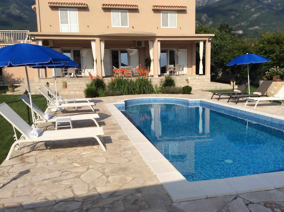 Apartments Raskovic Radanovići Esterno foto